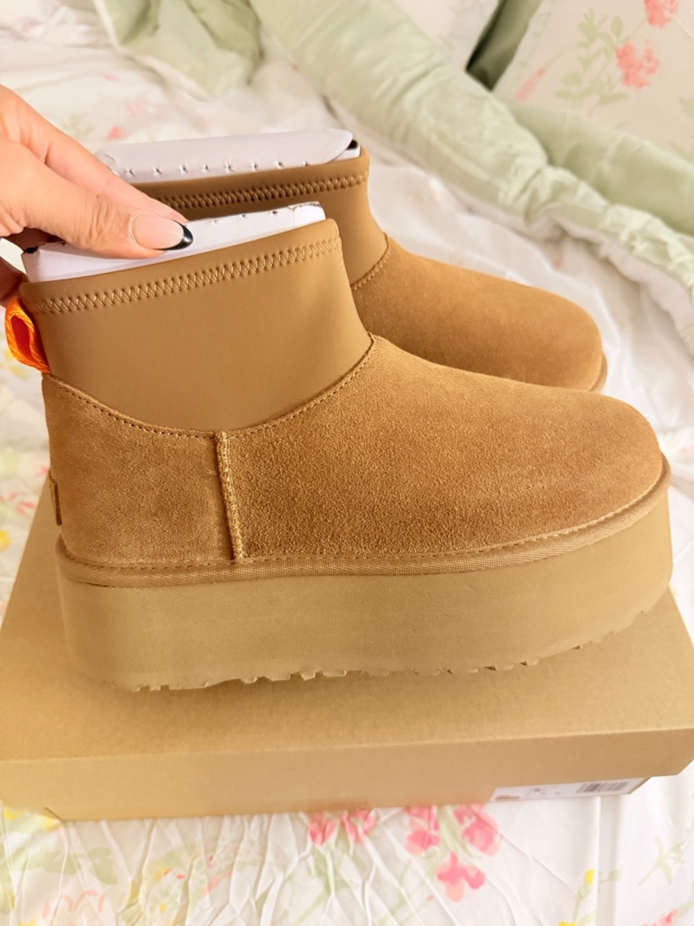 UGG Women's Chestnut/Tan Platform Ankle Booties - Picture 2 of 3